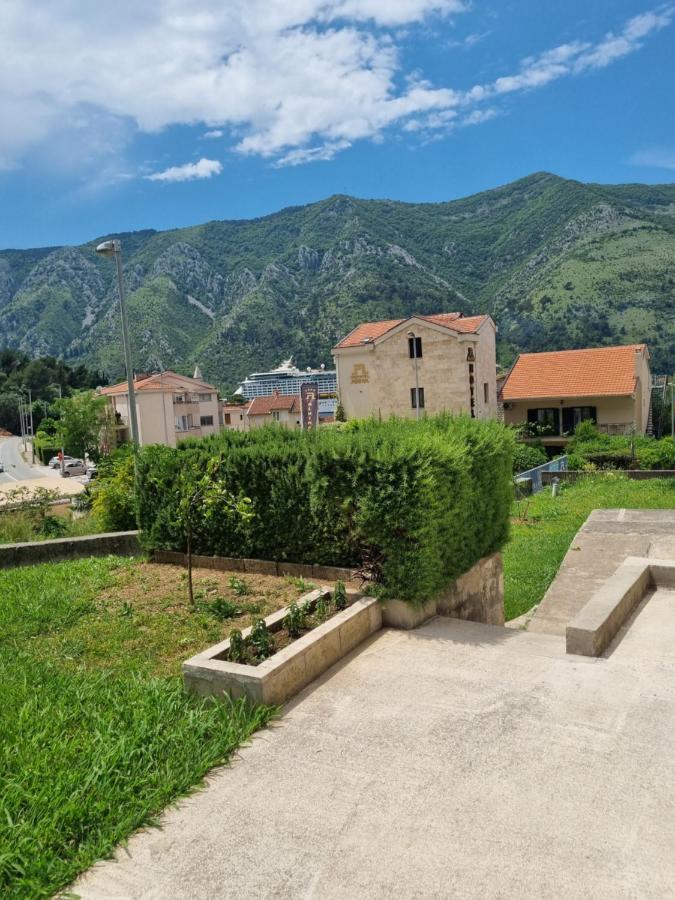 Apartments Marina Kotor Exterior photo